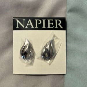 Napier leaf earrings